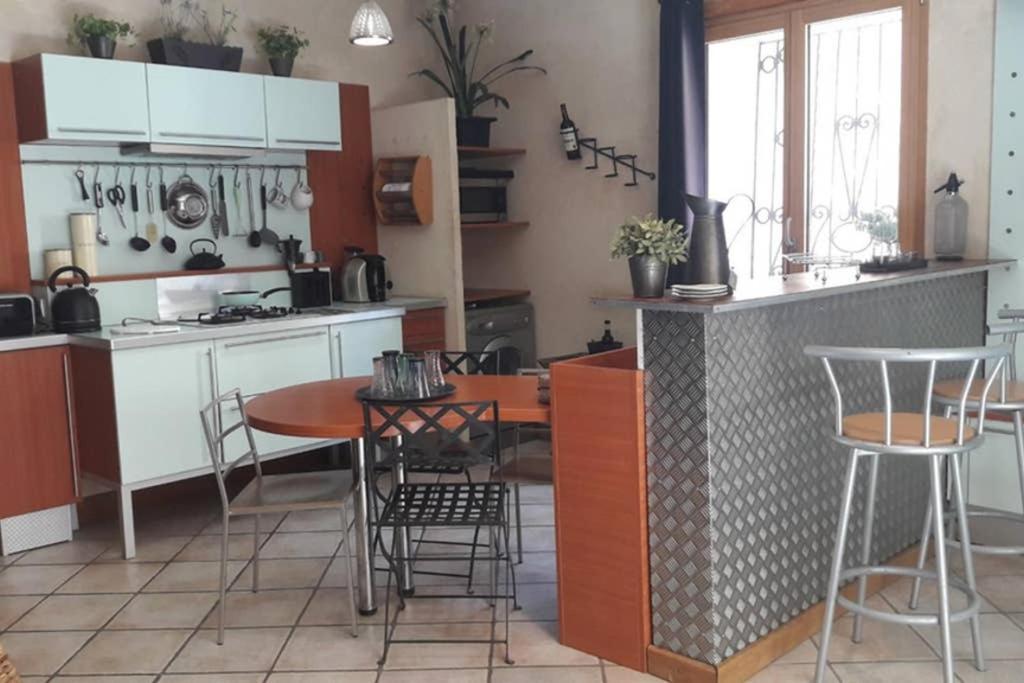 Joli loft dans village pittoresque - Housity