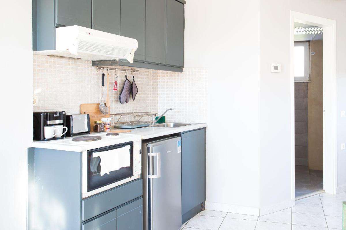 Yasmine Apartments and Rooms - Housity