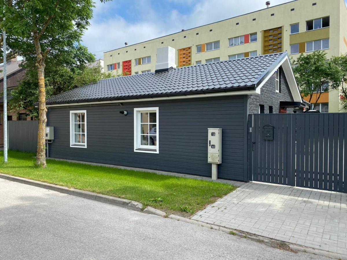 Holiday House Palangas 23 - Housity