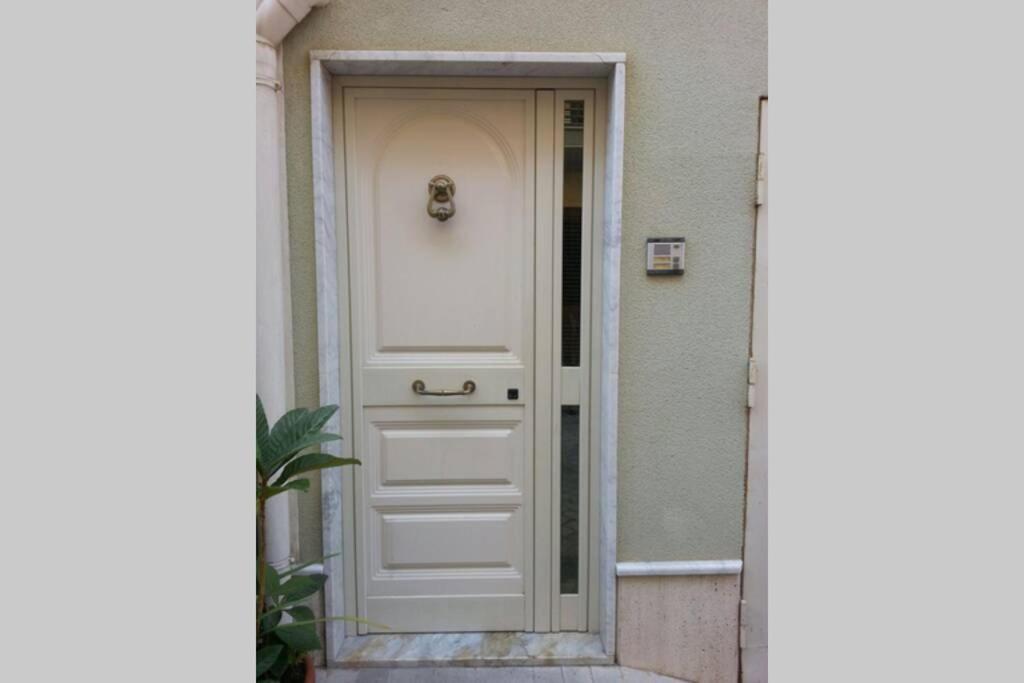 Una piccola casa confortevole - Housity