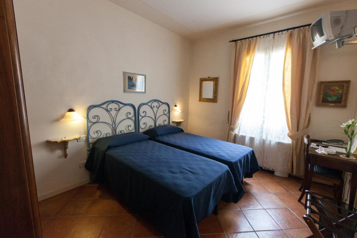 Hotel Locanda Degli Artisti - Housity