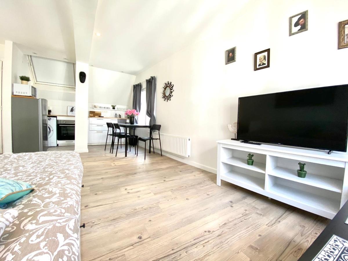 BONJOUR Apartments Сentre 3 - Housity