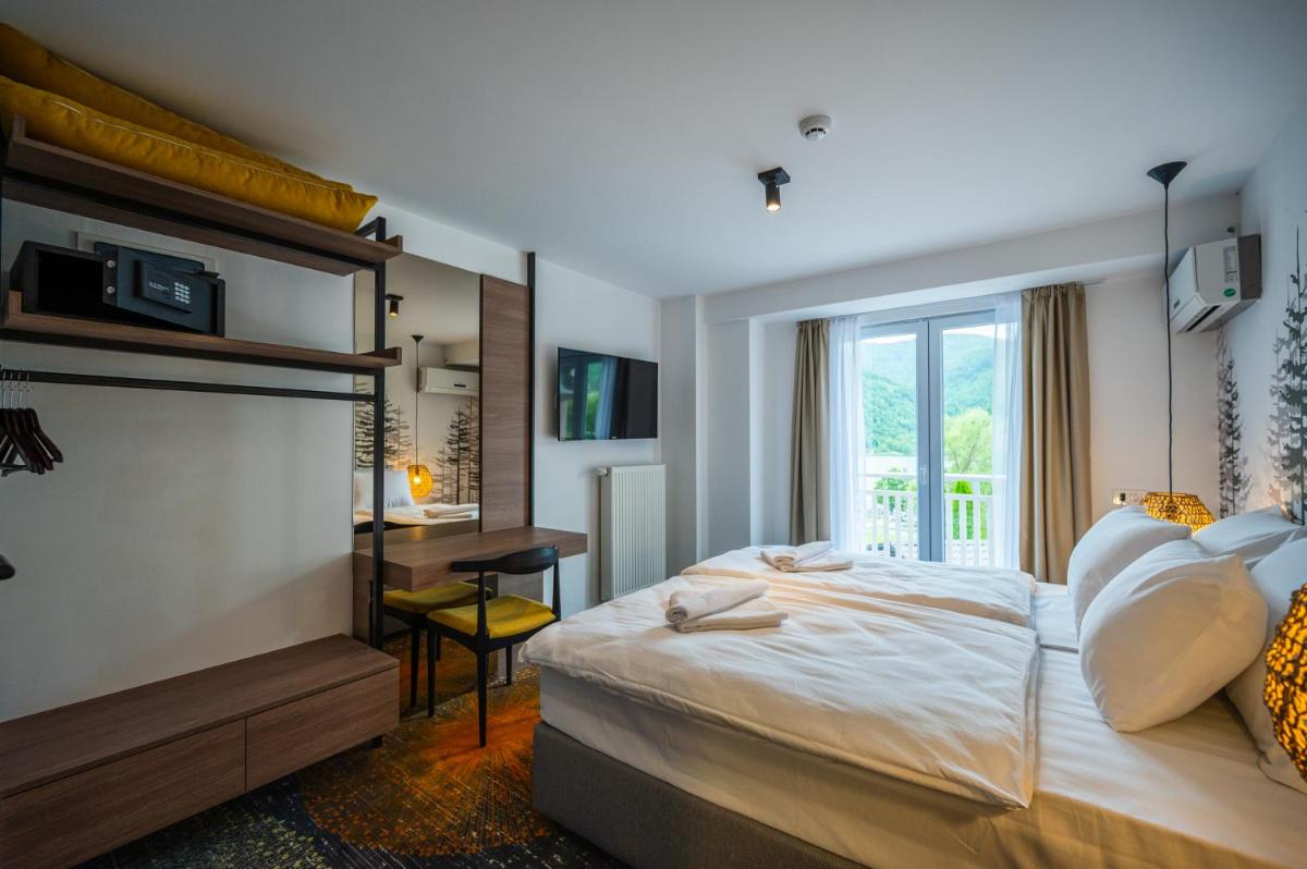 Hotel Plivsko jezero - Housity