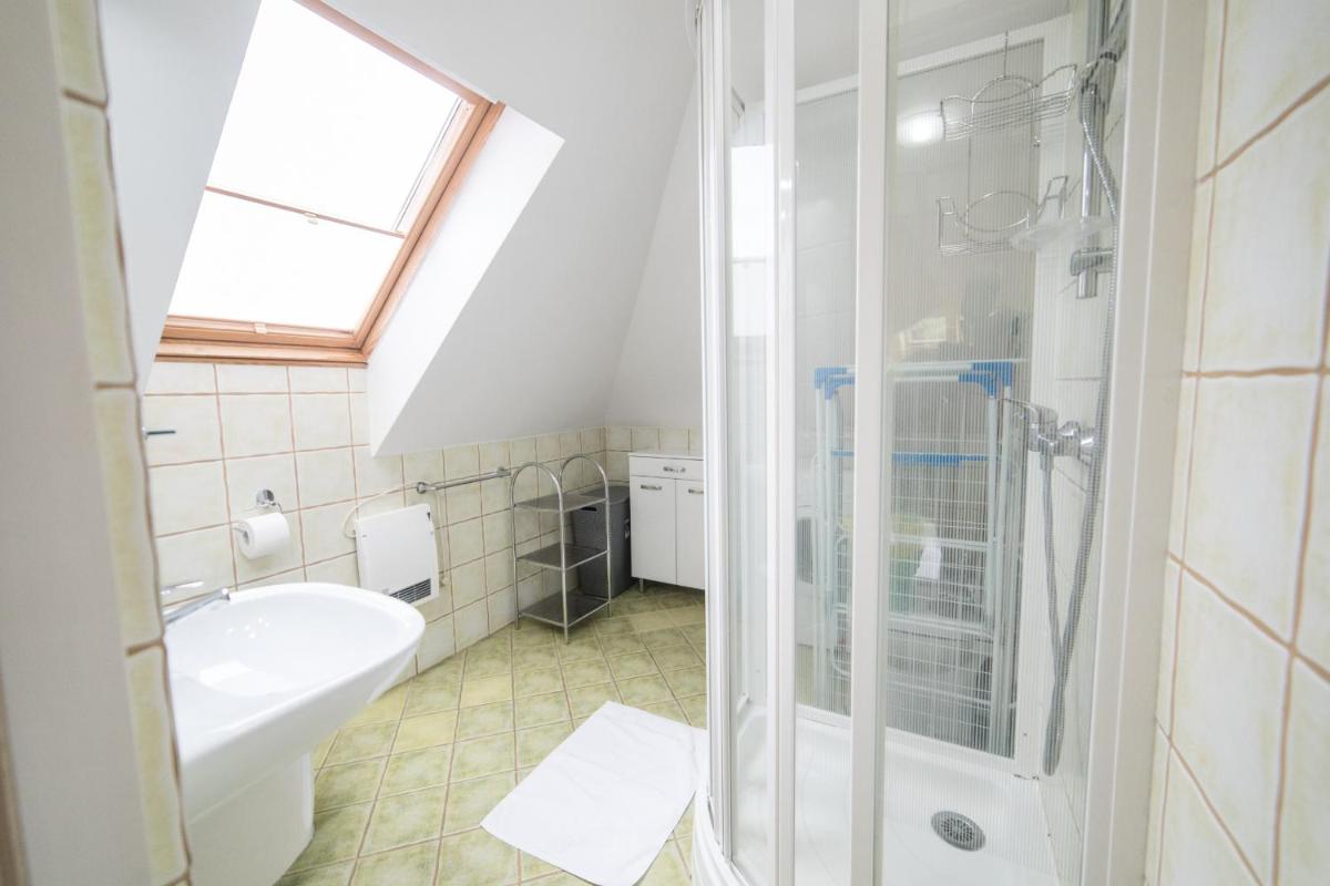 Apartament przy Deptaku z miejscem parkingowym - Housity