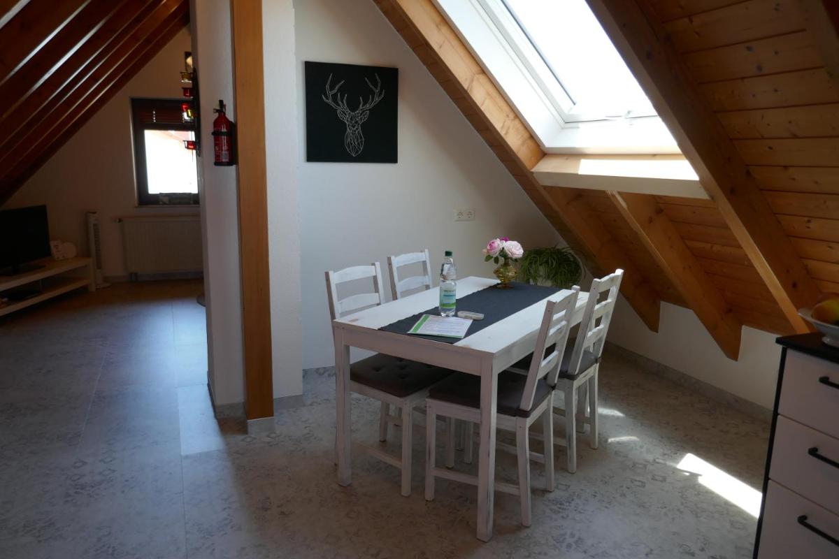 Moderne 2 Zi - FeWo Weinbergliebe am Tuniberg zwischen Freiburg und Frankreich - Housity