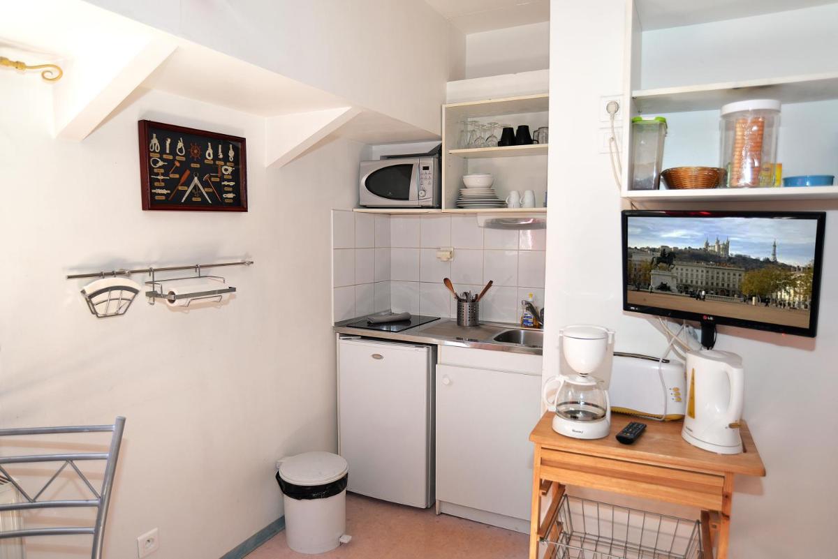 studios peniche Lyon centre Vieux Lyon Confluence - Housity
