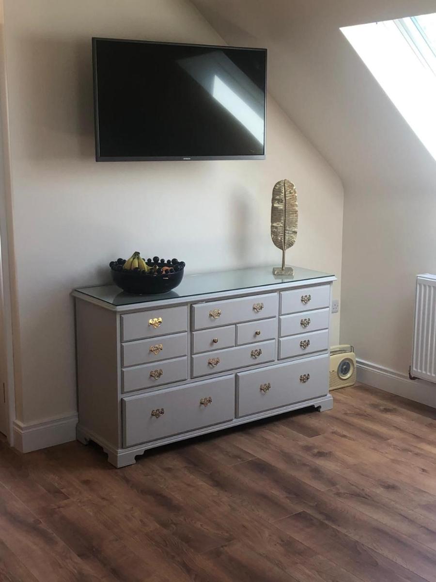 Suitetrails - Drum Manor Apartment Hillsborough BT26 6PU