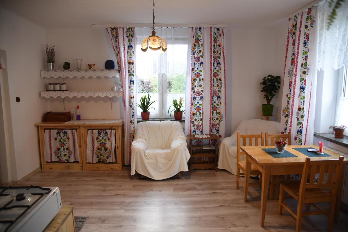 Agroturystyka Kobylnica nad Wisłą - Housity