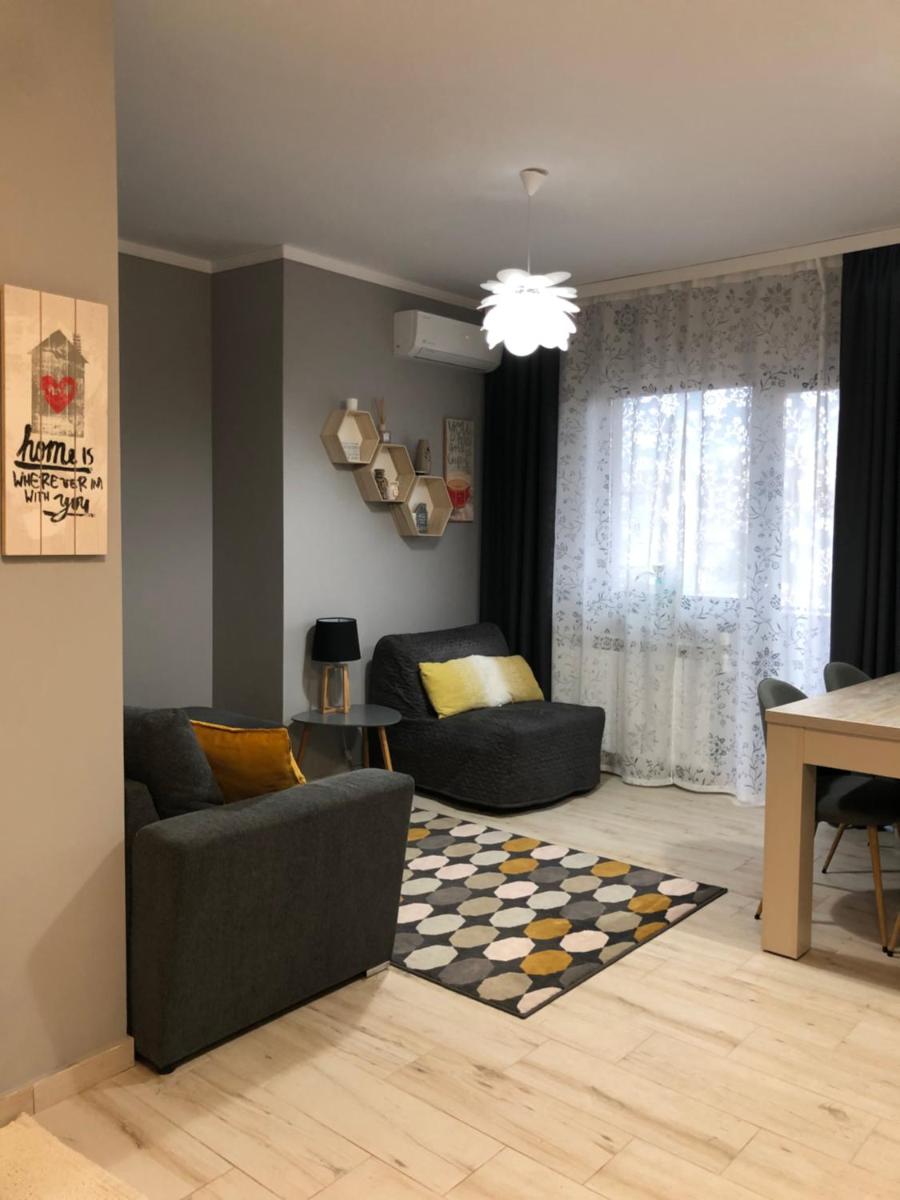 Melly's Studio - Housity