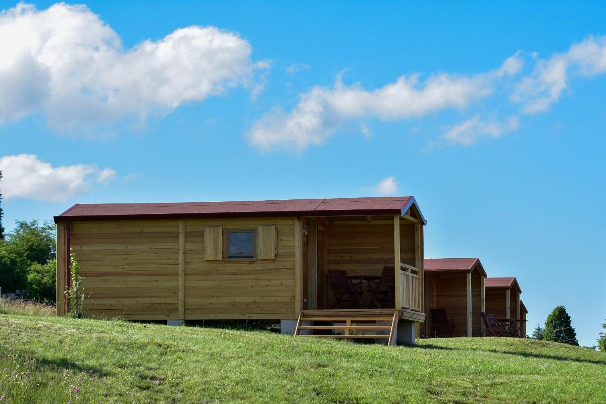 Camp The sunrise hill - Housity