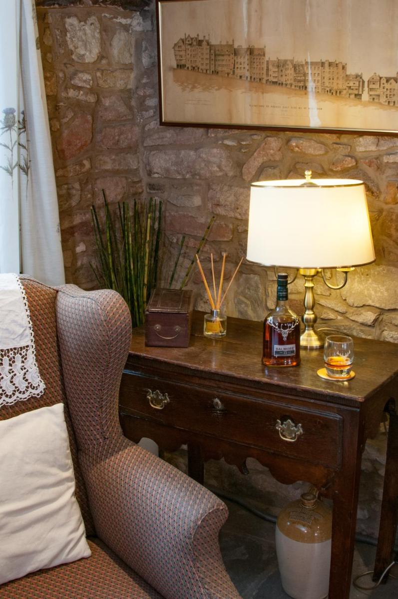 Edinburgh Accommodation - Housity
