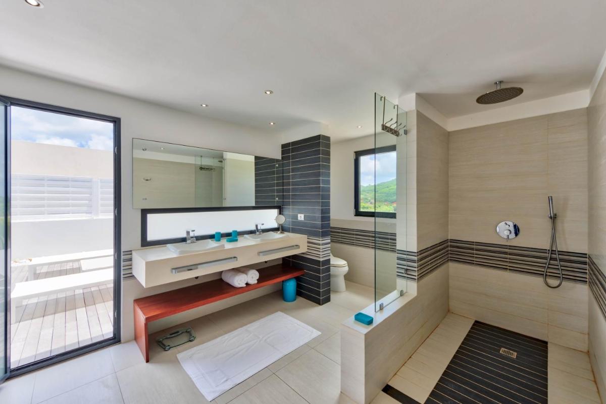 Dream Villa Cole Bay 615 - Housity