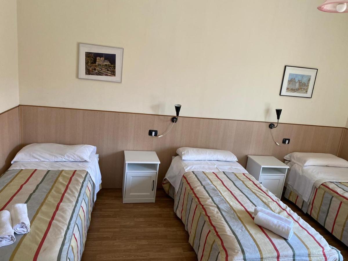 Affittacamere Metro Fiera - Housity