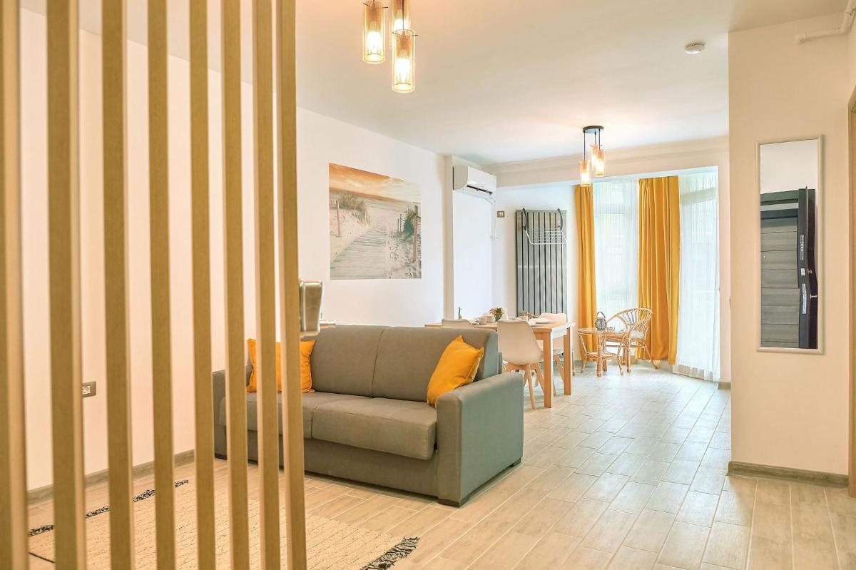 Opal Luxury Apartment 109 Spa n Pool Beach resort - Housity