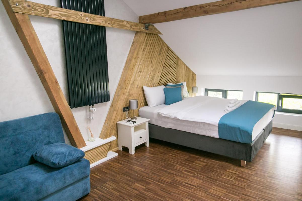 May Residence - Housity