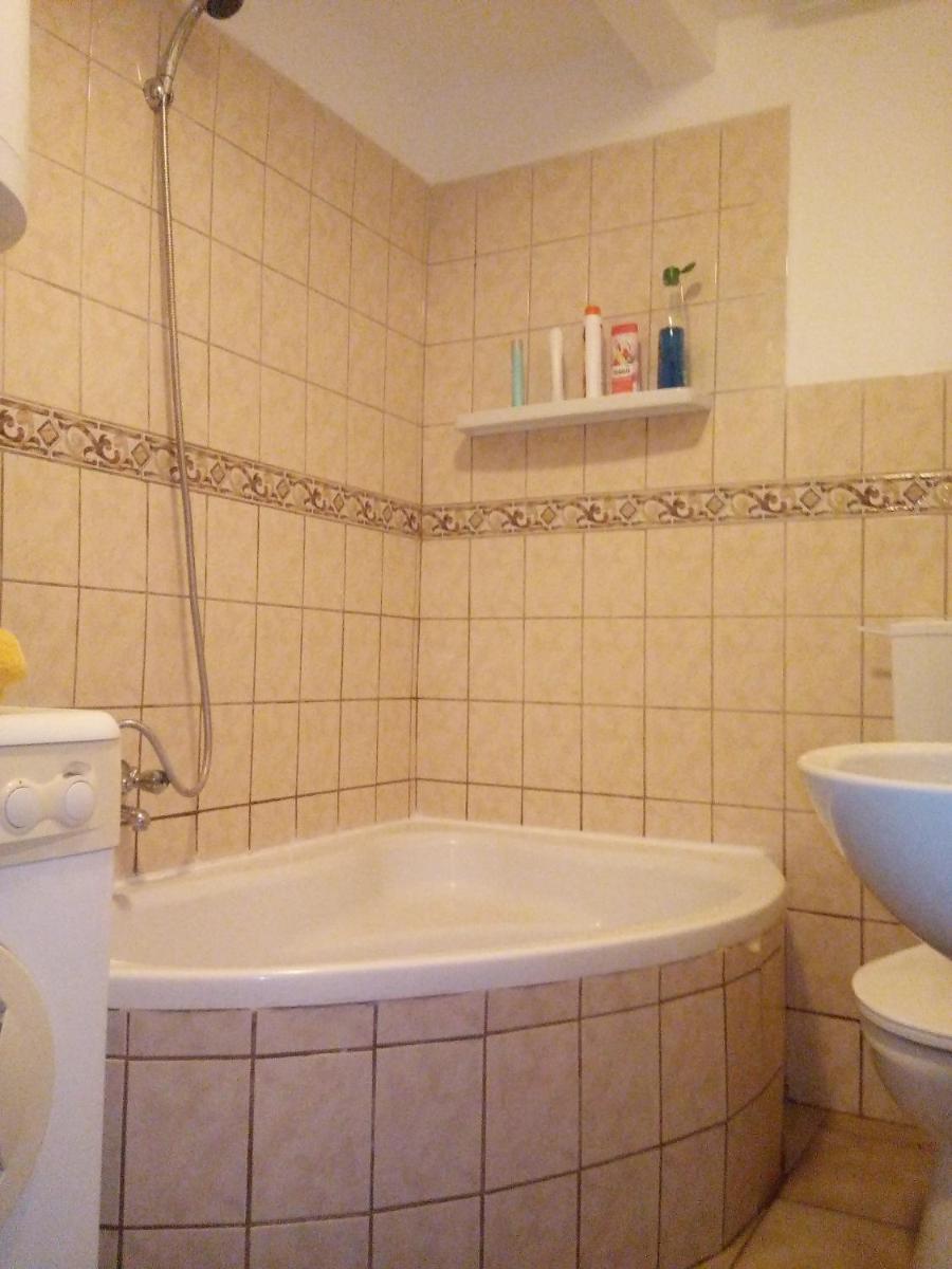 Gyöngyösi Kertes Ház - Housity