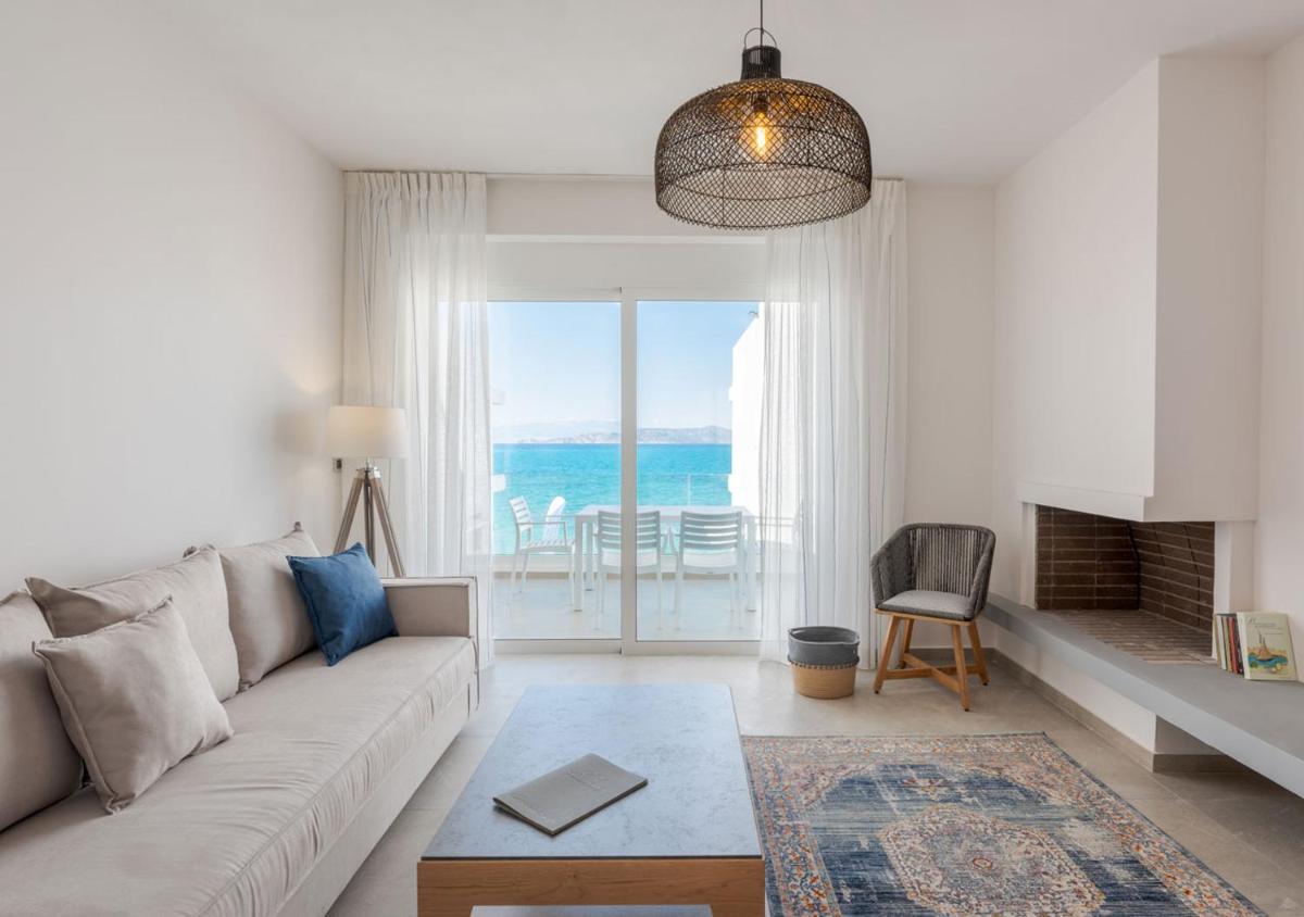 COSTA VASIA Seaside Suites and Apartments - Housity
