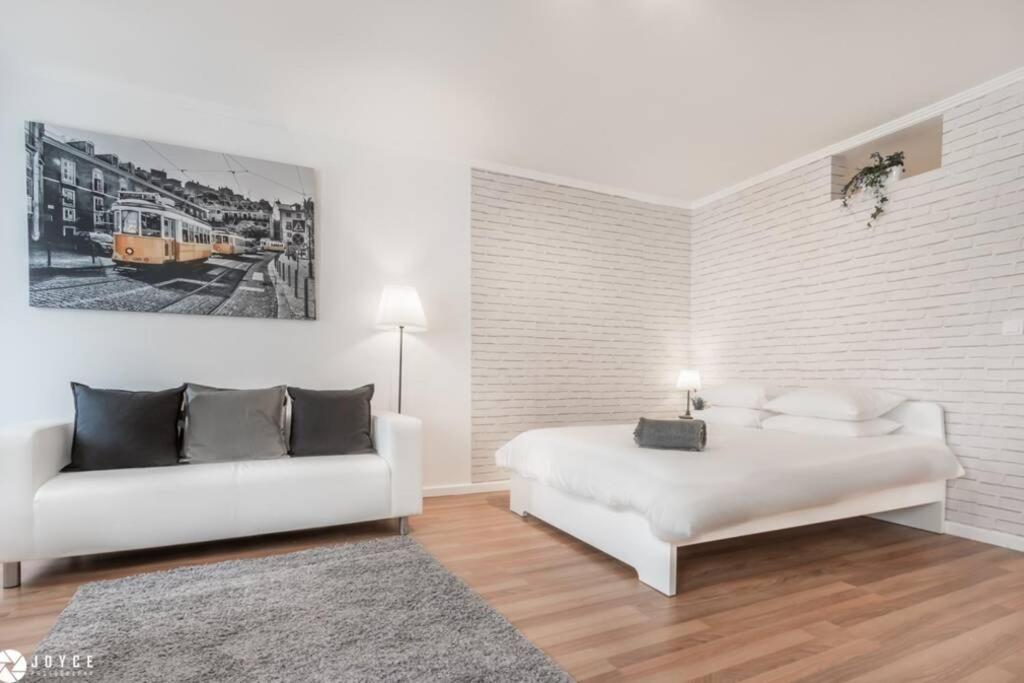 InLoveApartments - Under A Fig Tree - Housity