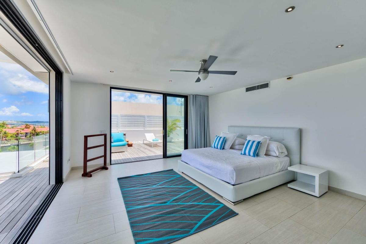 Dream Villa Cole Bay 615 - Housity