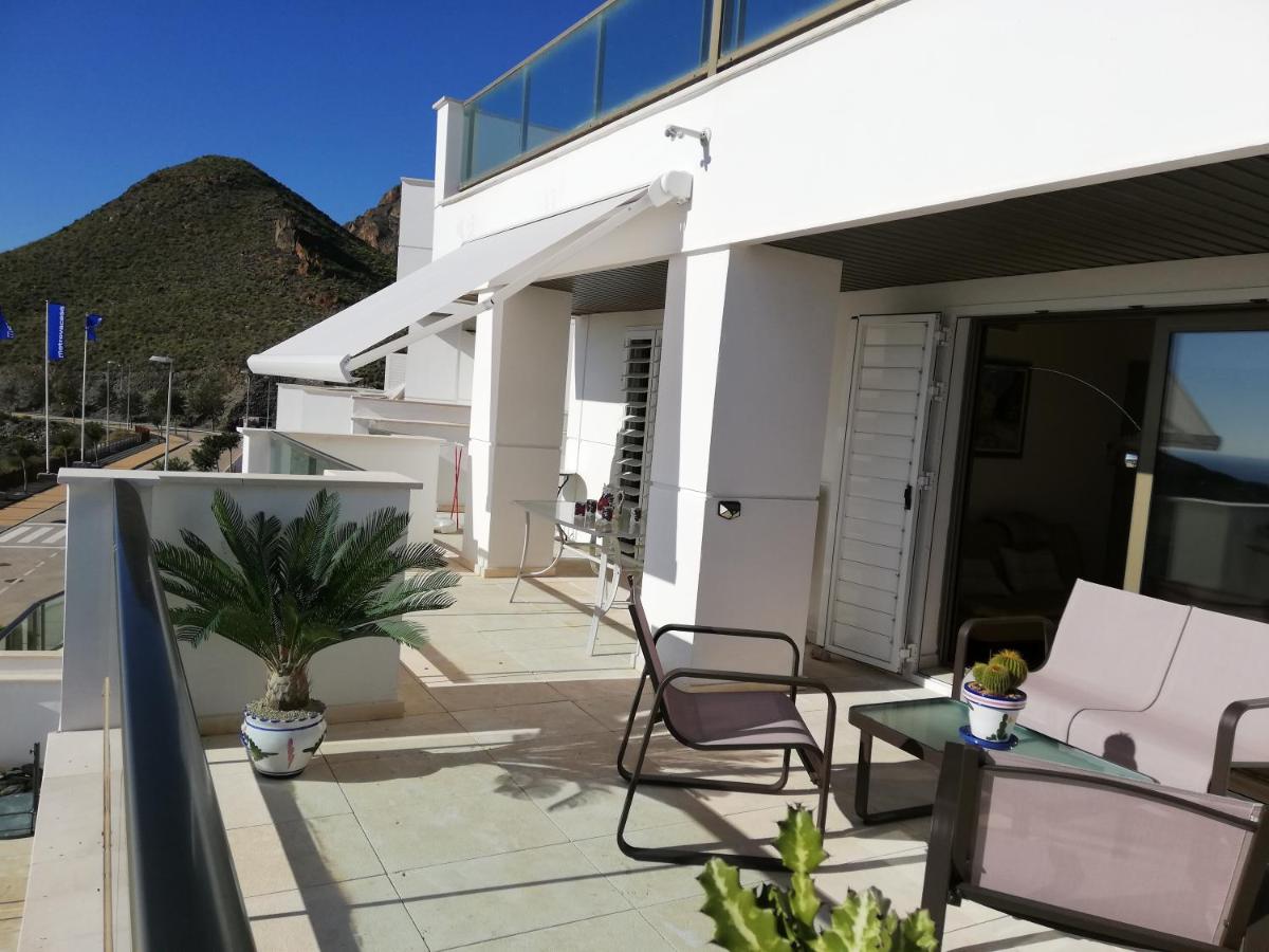 Au centre du golf d'Aguilon 4211 - Housity