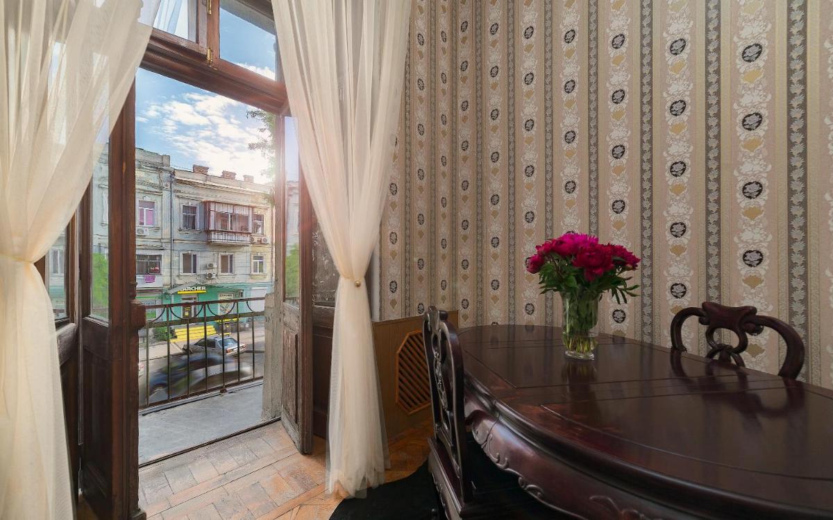 babushka Grand HOSTEL - Housity