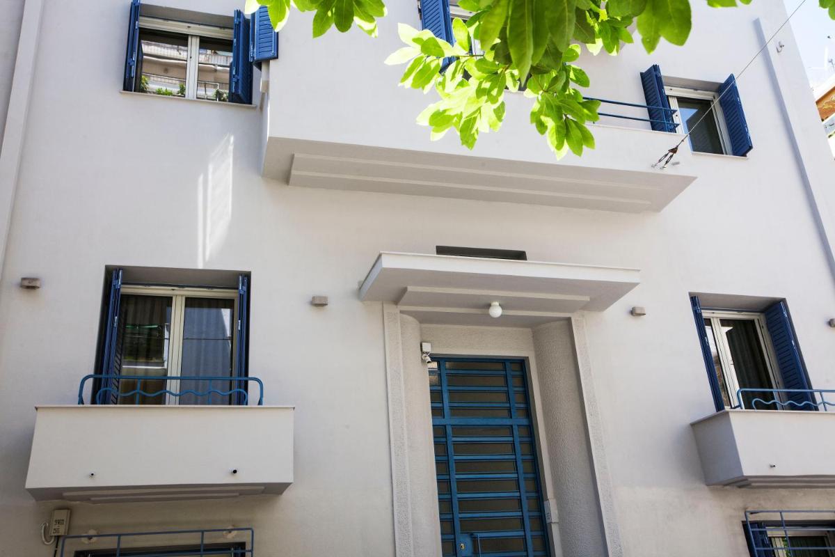 Bentzi...Boutique Apartment in Pangrati, Superior Suite (2) for 4 guests - Housity