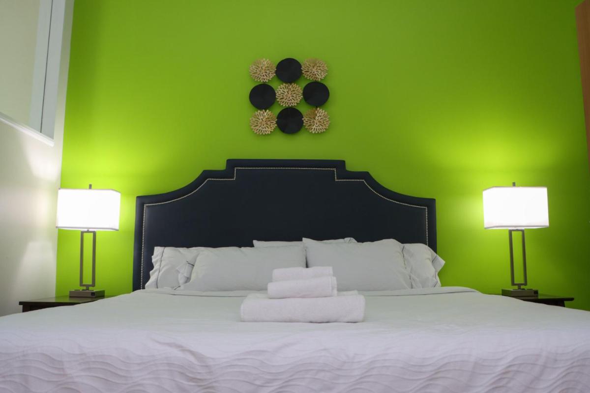 360° Terrace View King Bed by Hospitals WiFi WD Pets - Housity