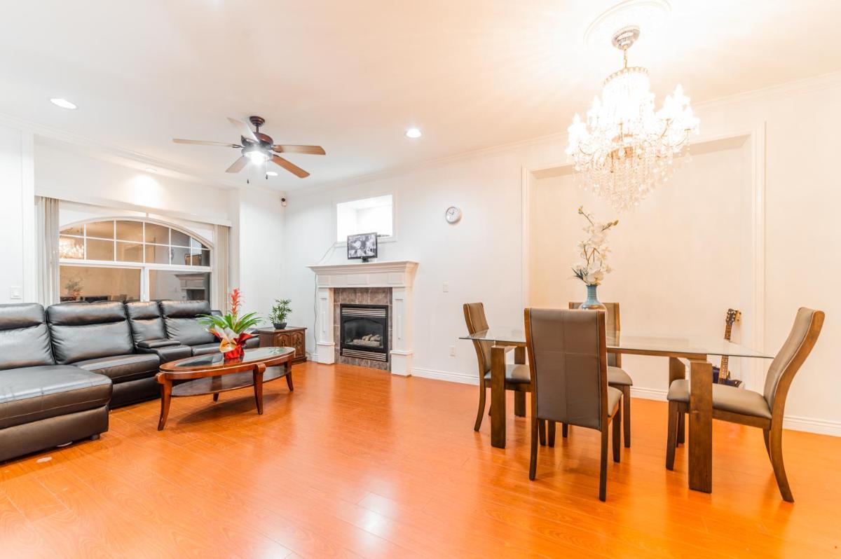 Lee's Place - Housity