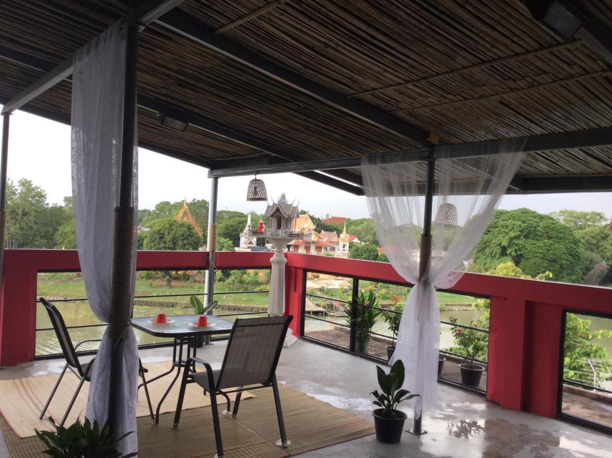 Tharuadaeng Old city Ayutthaya ท่าเรือแดง กรุงเก่า อยุธยา - Hizvo