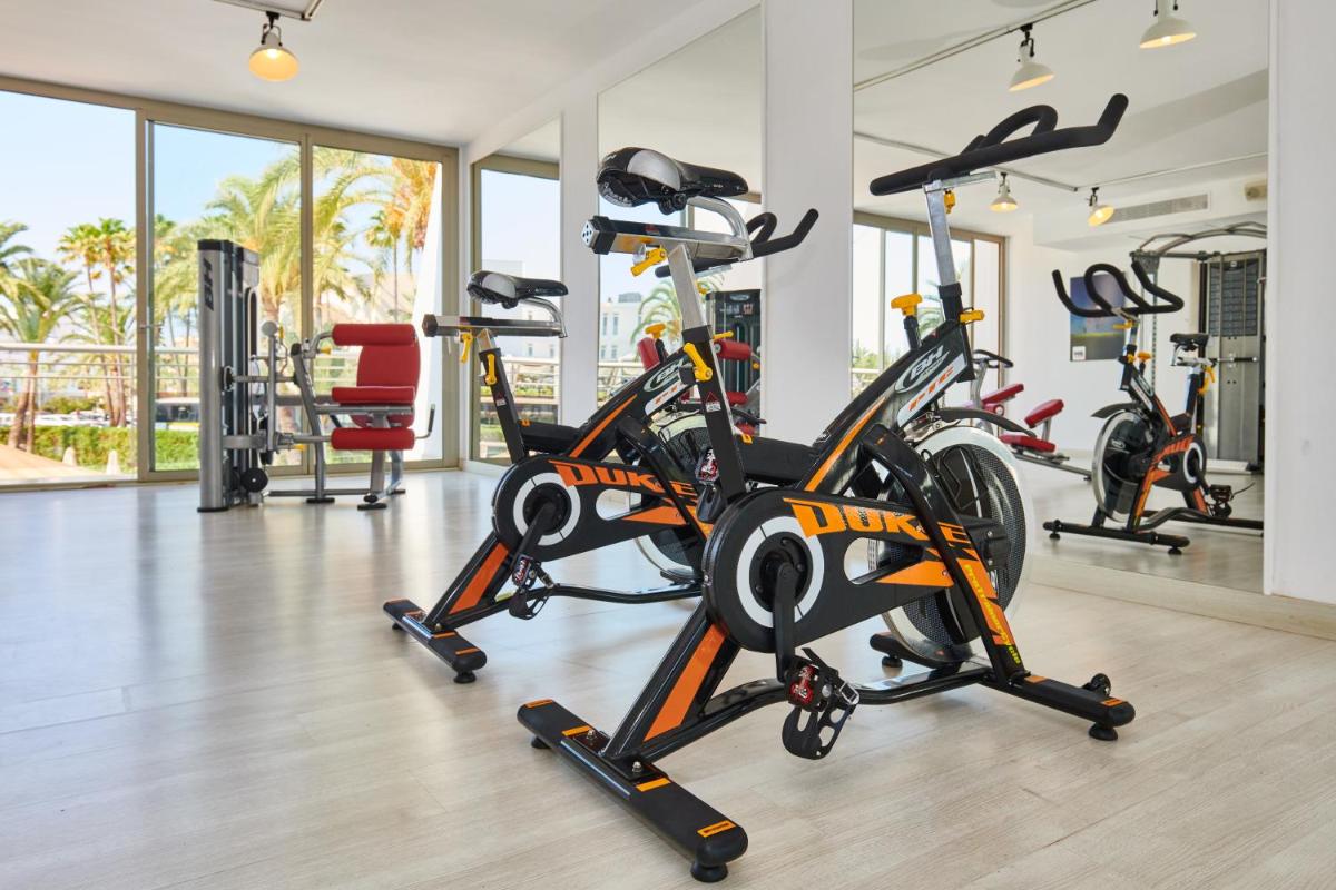 Gimnasio o instalaciones de fitness de Protur Sa Coma Playa Hotel & Spa