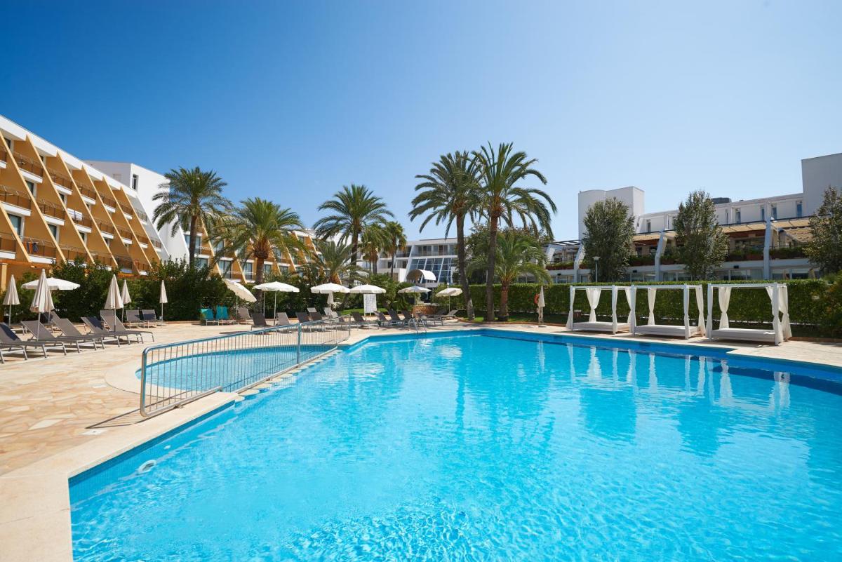 Piscina en o cerca de Protur Sa Coma Playa Hotel & Spa