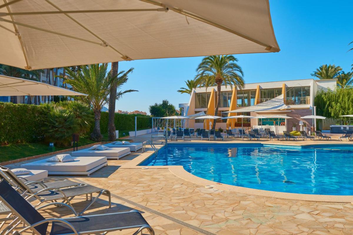 Piscina en o cerca de Protur Sa Coma Playa Hotel & Spa