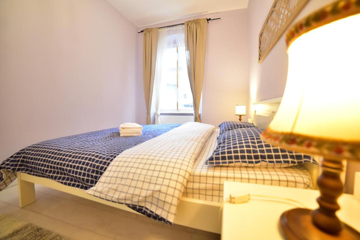 FLH - Anna's Guest House - Housity
