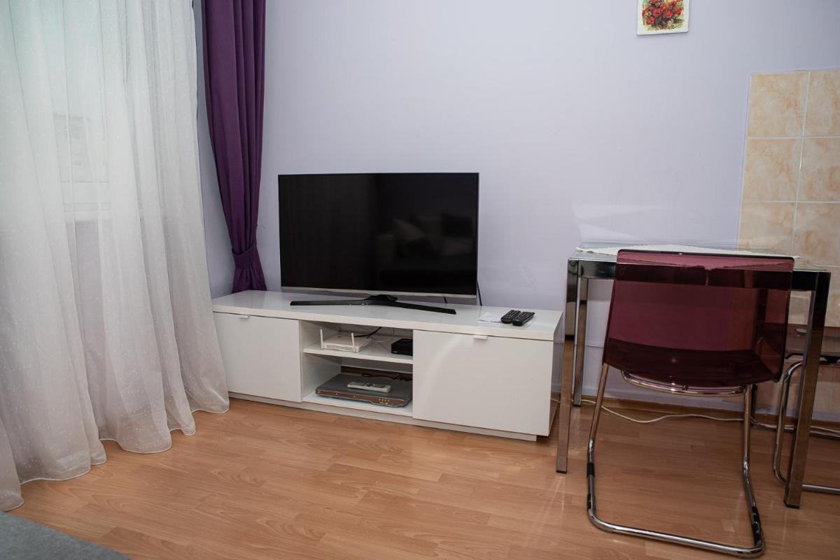 LOVELY ONE BEDROOM APARTMENT - Housity
