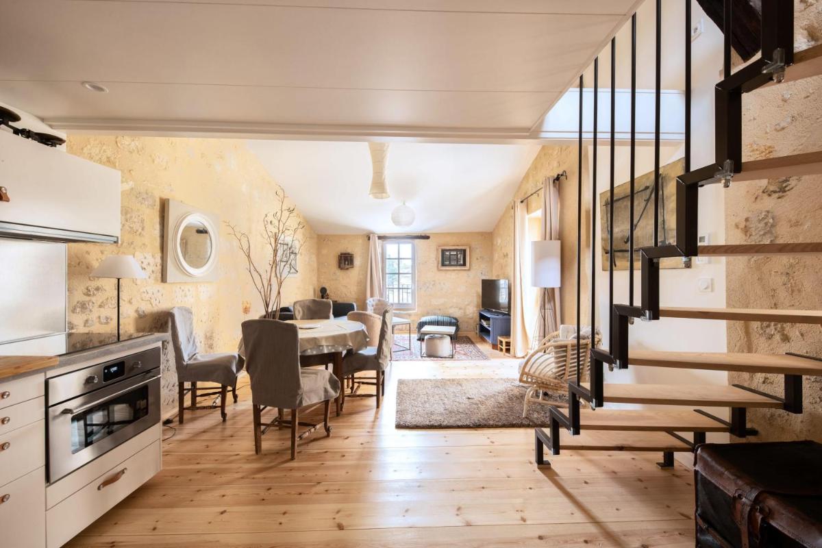 Elégant appartement tout confort avec climatisation dans le centre historique de ST Emilion - Housity
