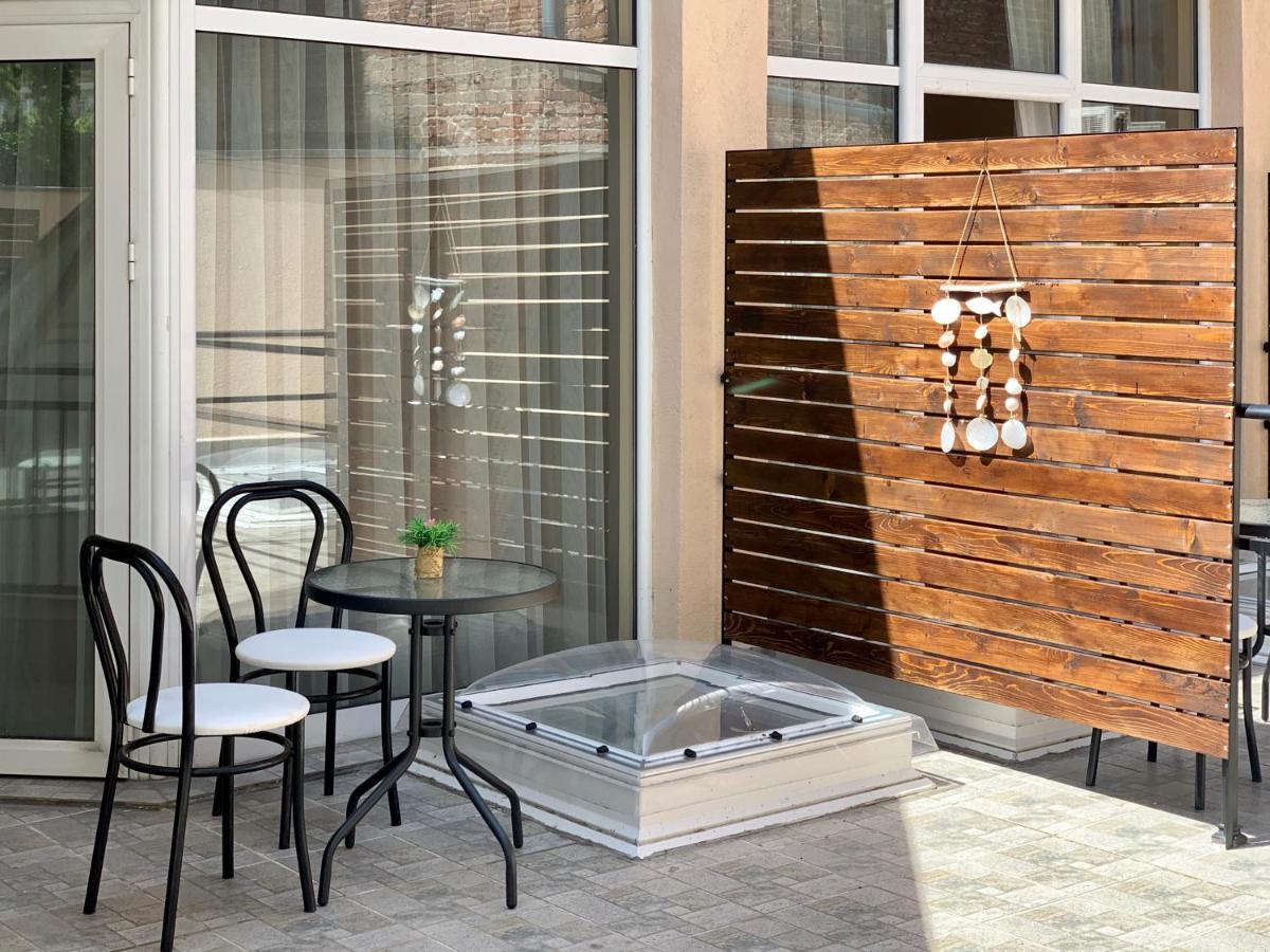 Agora Studios - Housity