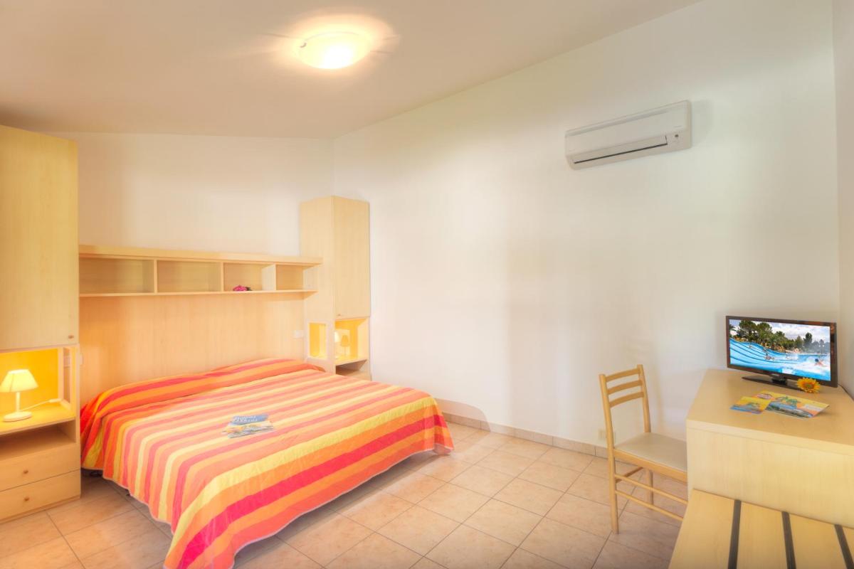 Centro Vacanze Verde Azzurro - Housity