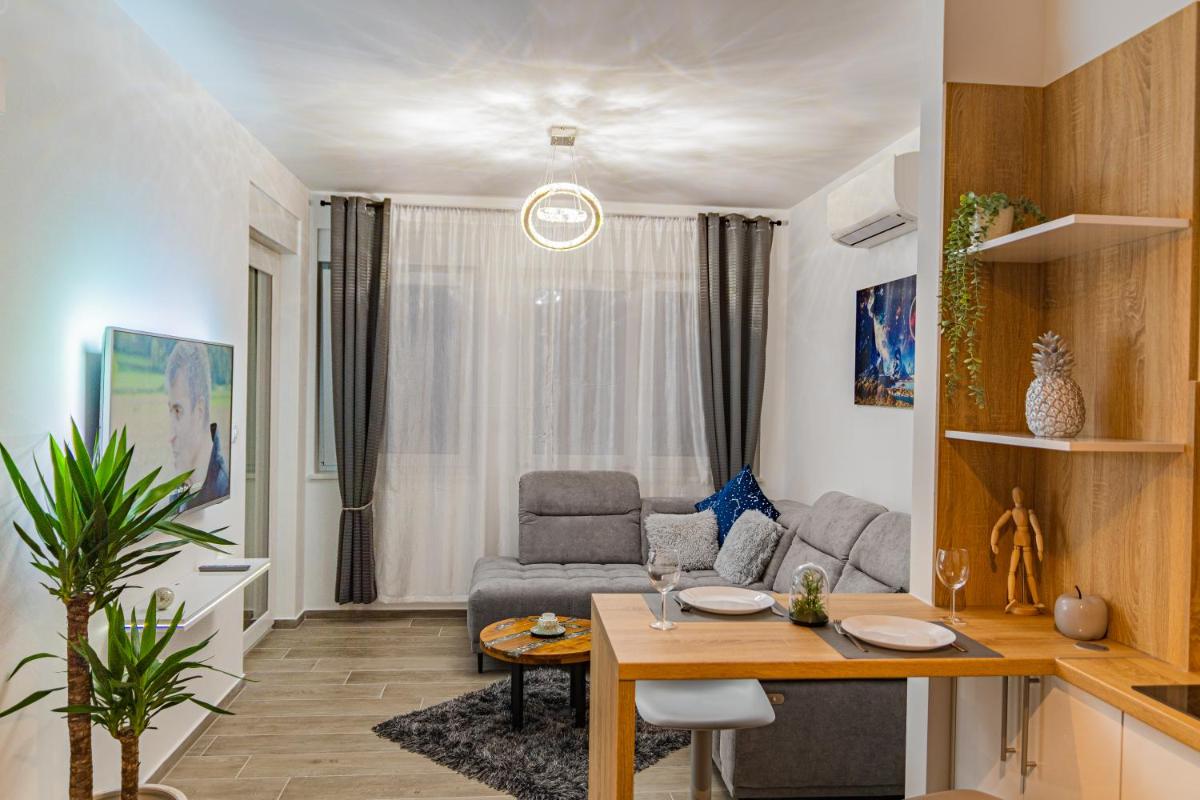 Jacuzzi - Flexible SelfCheckIns 20 - Zagreb - Luxury - Garage - Smart - Brand New - Apartments Repinc - Housity