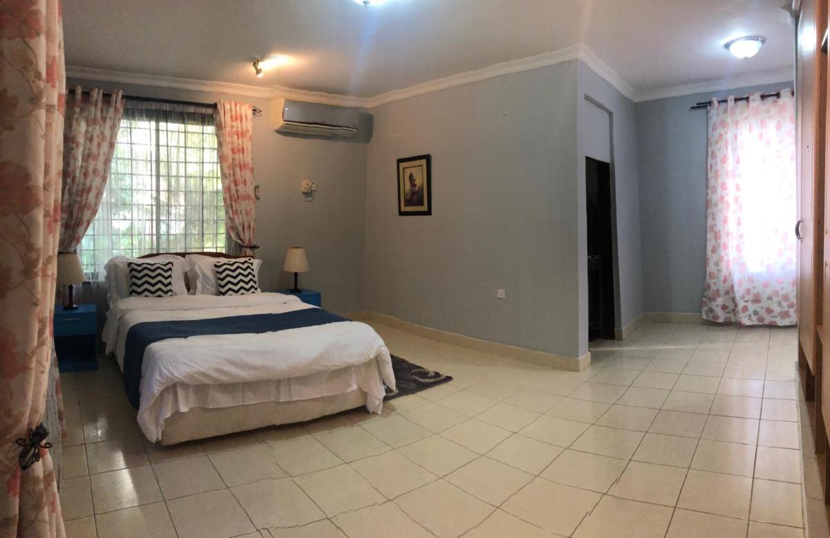 Peninsula Residence - Housity