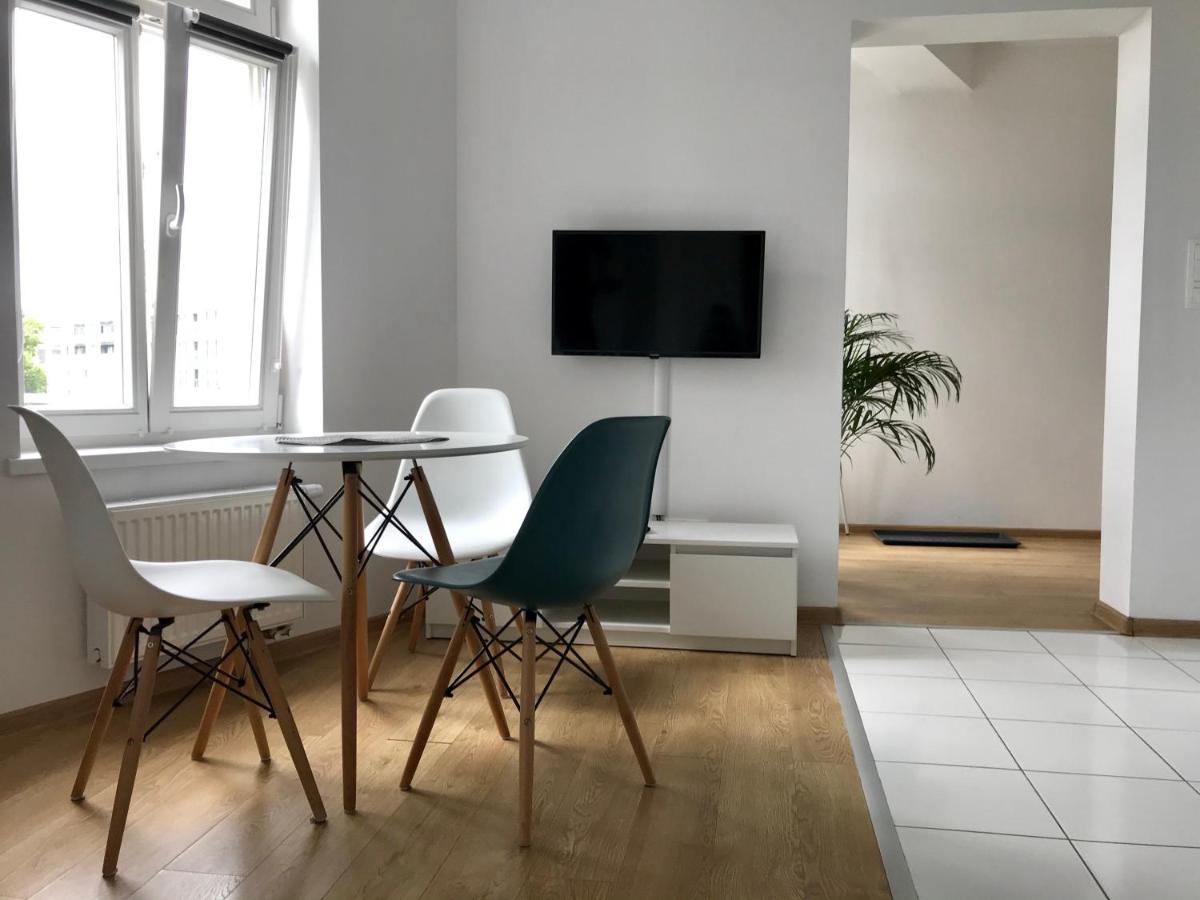 Poznan Rents - Apartamenty Stare Miasto parking gratis - Housity