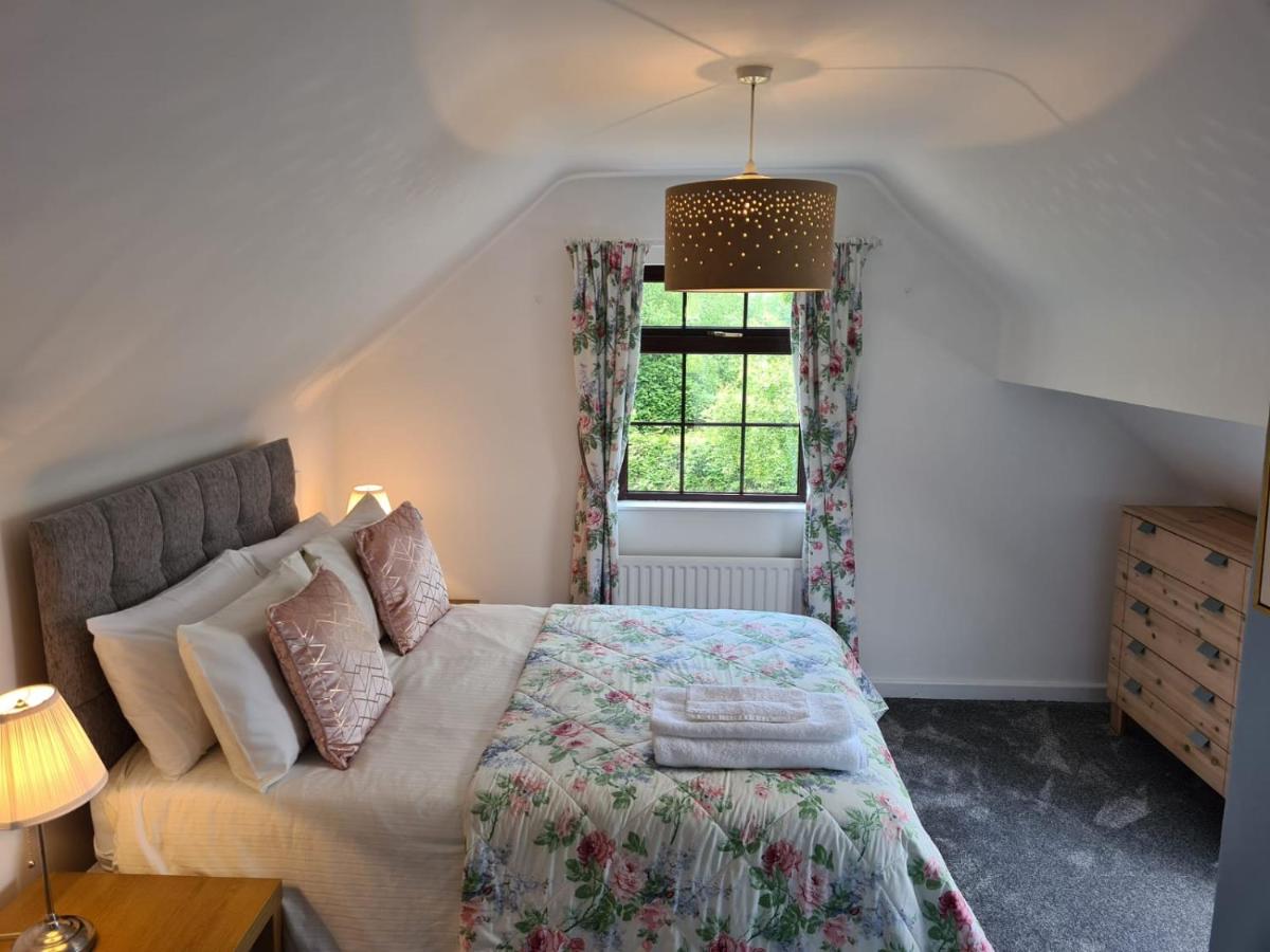 Aldergrove Farm, Beautiful, spacious & comfortable - Housity