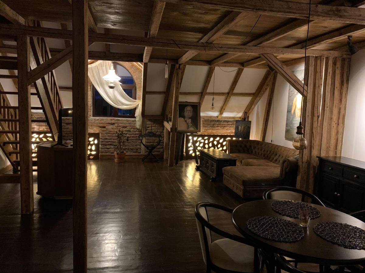 Gallery Loft - Housity