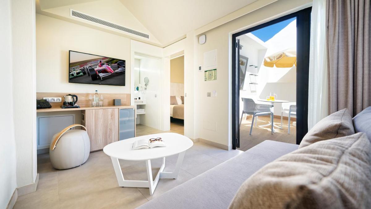 Zona de estar de Club Maspalomas Suites & Spa - Adults Only