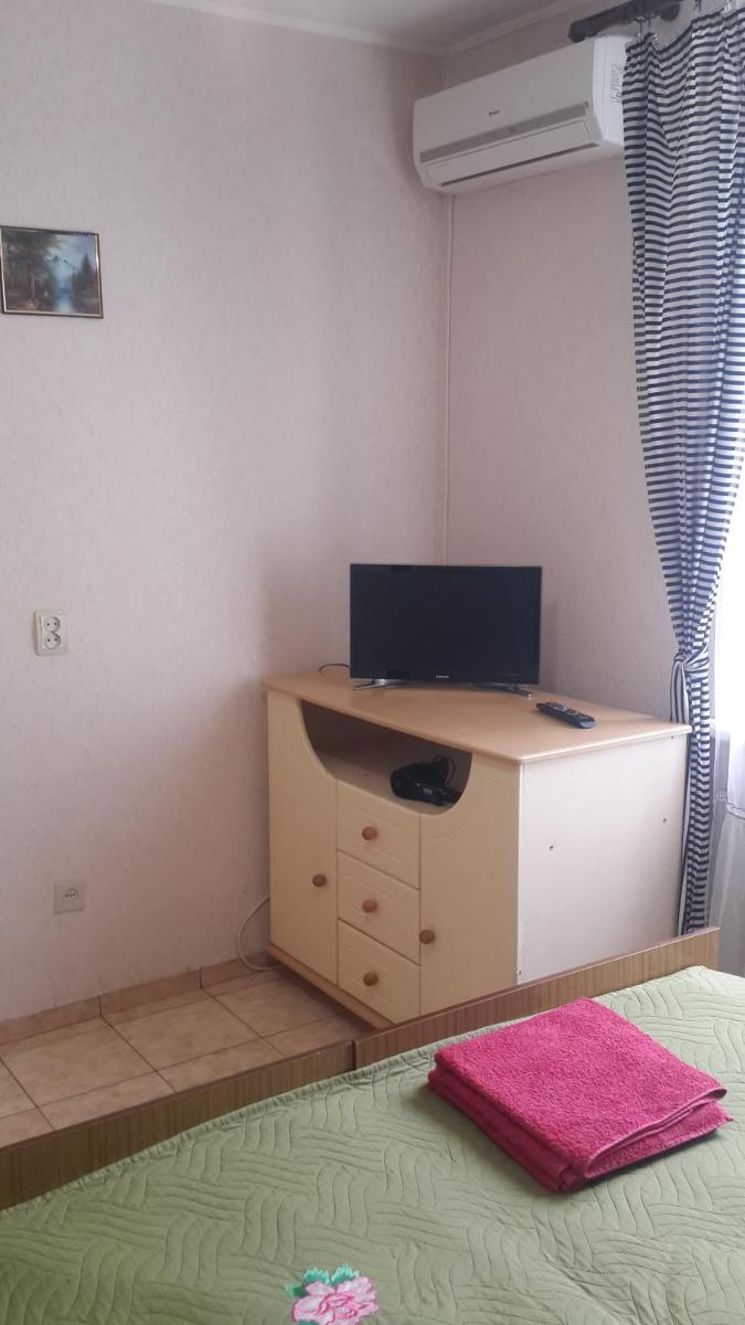 U samogo moria - Housity