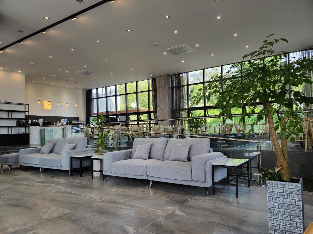 Hotel Ohevday - Housity