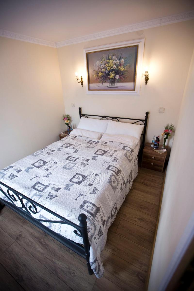 Zamek Książ - 15 minut 503-608-088 - Housity
