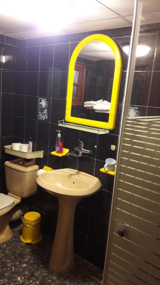 Hadar Bakfar - Housity