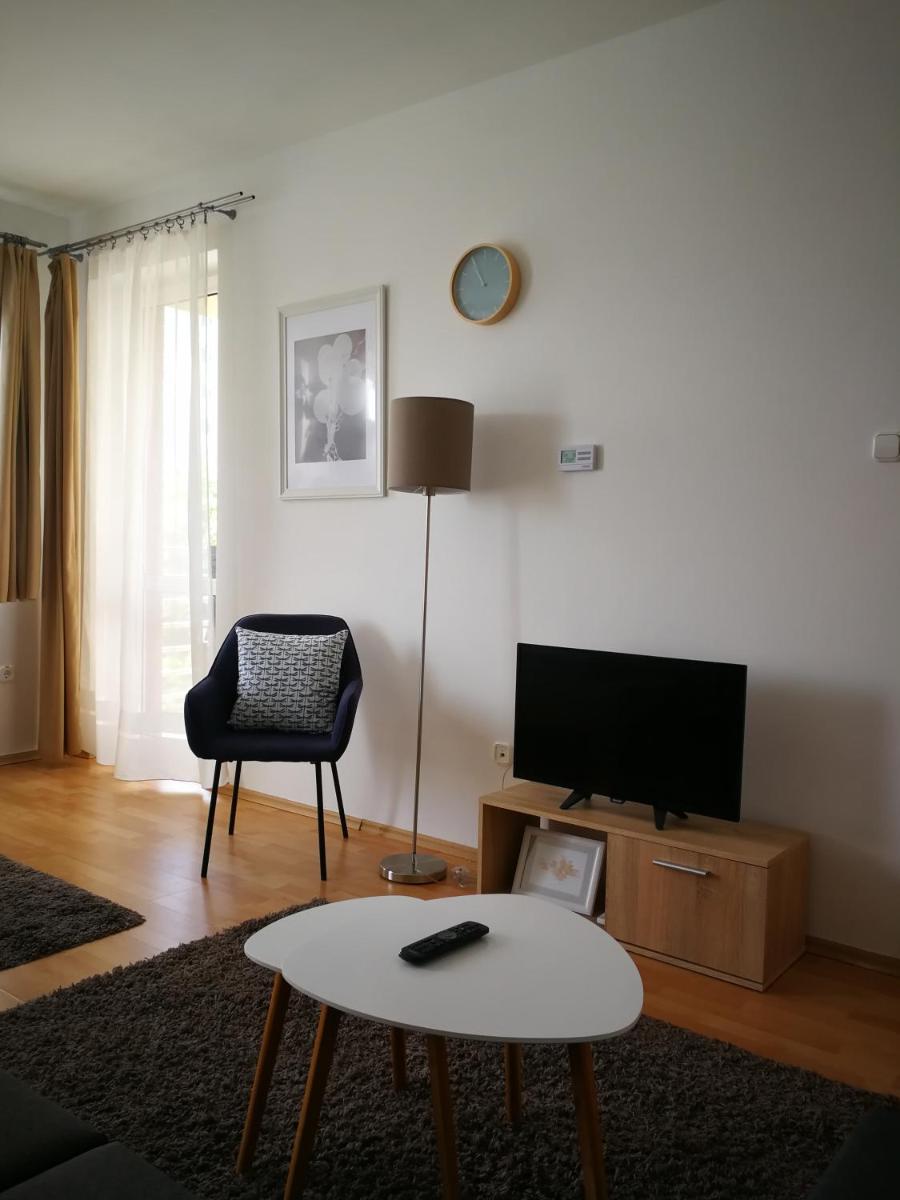 Vörösmarty Apartman Miskolc - Belváros - downtown - Housity