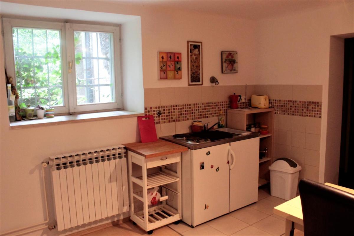 Suitetrails - Nattache Studio Apartment Basment