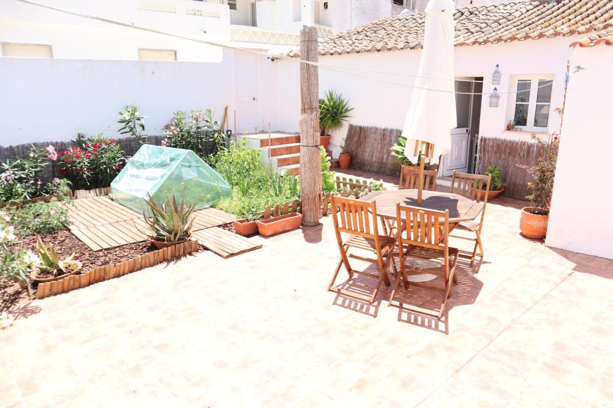 Salema Beach Private Villa - Housity